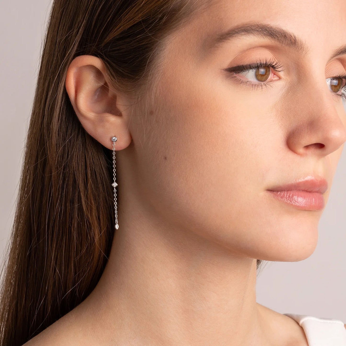 Ohrgehänge aus 925er Silber, rhodiniert mit Zirkonia – Silberfarben